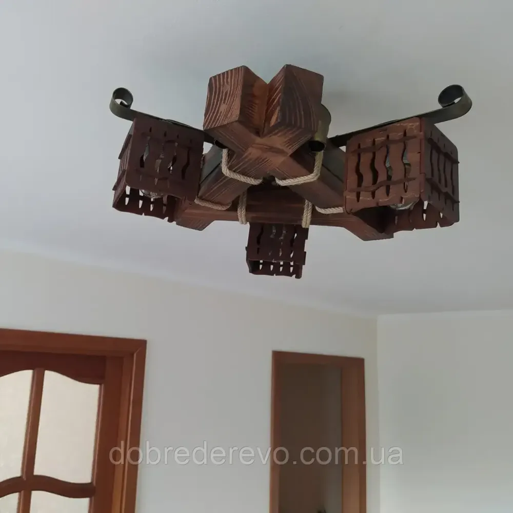 Люстра деревянна потолочна ковка на 3 плавфона Вижниця - фото 4