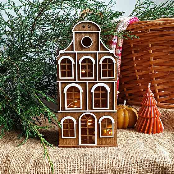 Дерев’яний будиночок-нічник 3 в 1- Скарбничка та декор ручної роботи Ірпінь