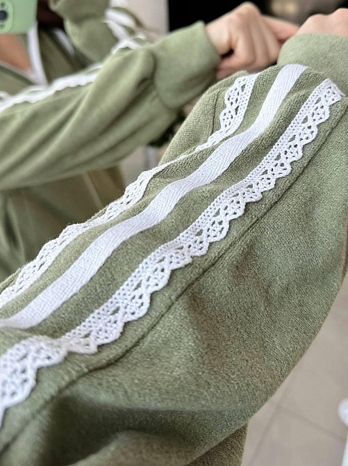 Жіночий стильний прогулянковий велюровий костюм-двійка Оливка, 42/46 Одеса - фото 7