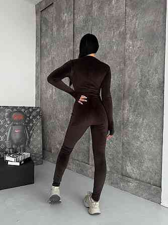 Стильный женский комбинезон с длинным рукавом королевский велюр Шоколадный, 46/483 Одесса