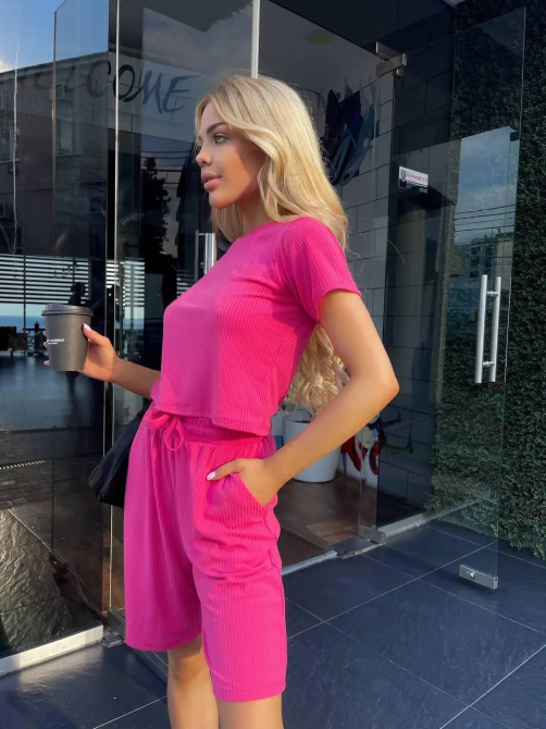 Жіночий костюм у рубчик з шортами Малиновий 50/52 Харків - фото 1