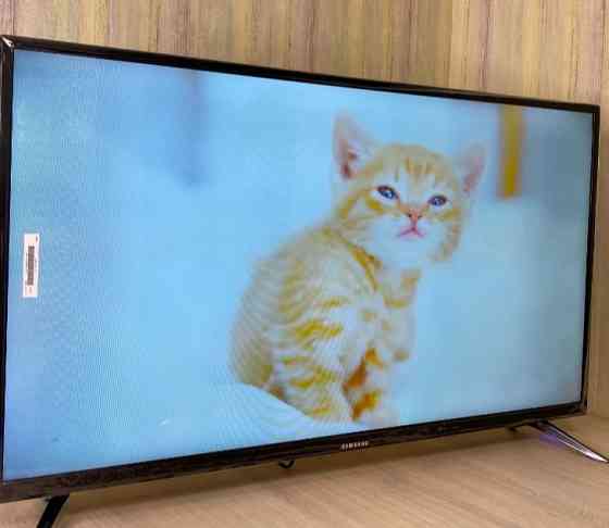 Тонкий телевізор: Samsung Smart TV 42" 4K, T2, lPTV, 3840x 2160 Корея Харків