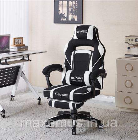 Компьютерное кресло для геймера из ткани с подставкой для ног и регулировкой спинки B-141 черно-белое Мостиска