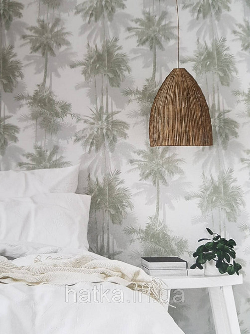 Шпалери вінілові на флізелін Marburg 82205 Giulia пальми дерева гілки листя зелені сірі на білому Київ - фото 1