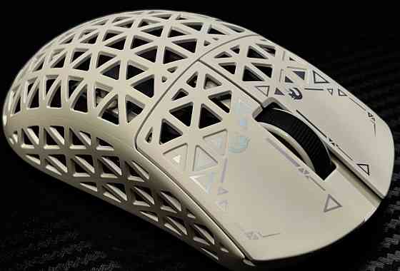 NEW‼️Mambasnake M5 Ultra White игровая мышка из карбона PAW3950MAX‼️ Харків