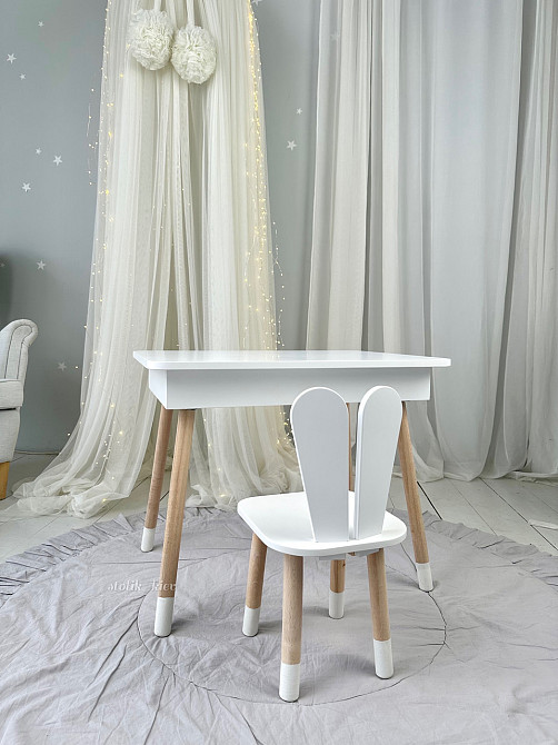 Дитячий столик з відкидним верхом 54х60х45 і стільчик зайчик 26х26х24, стіл та стілець для дітей до 7 років, білий Кам'янське - фото 9