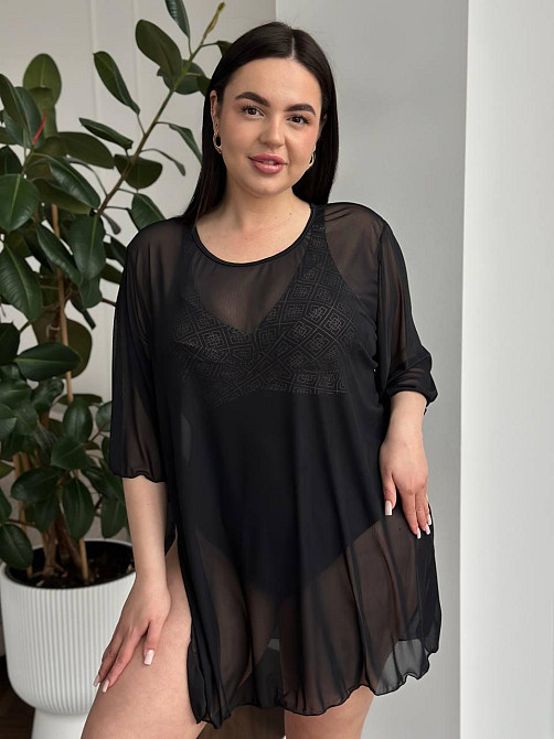 Женская пляжная туника в сеточку короткая однотонная накидка на купальник oversize прозрачная черная Одесса - изображение 2