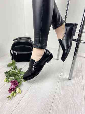 MILLI GOLD Туфлі жіночі MILLI GOLD 359-1705 чорні (весна-осінь, шкіра натуральна) (3307) Коломия