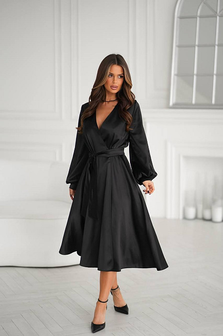 Жіноча сукня з запахом, з атласу Одеса - фото 1