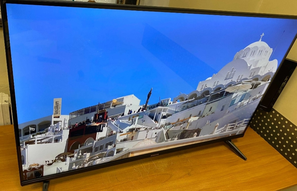 Новинка (2023) ! Телевізор: Samsung 4K Smart TV 45" T2 Wi-Fi. Харків - фото 2