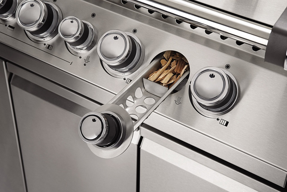 Газовий гриль Napoleon Prestige PRO 825 RSBI з бічним пальником Sizzle Zone і вертілем (69532) нерж сталь PRO825RSBIPSS Код: Рівне - фото 9