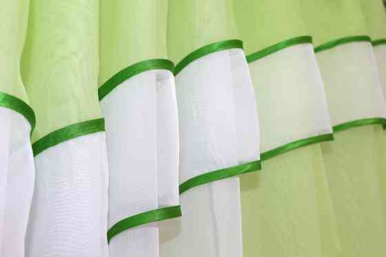 Кухонний комплект VR-Textil № 058к шторки і тюль з ламбрекеном салатовий з білим 270х170 см (50-497) Київ