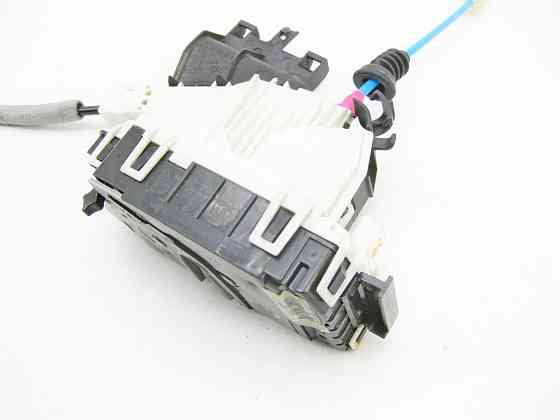 Mercedes-Benz  A2047302935 Замок задніх лівих дверей + A1177320108 кріпильна пластина + A1177600204 трос на ручку відкриття дверей внутрішню E-class W Одесса