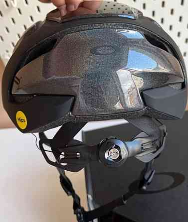 Велошолом Oakley ARO5 mips M, шолом велосипедний. Харків