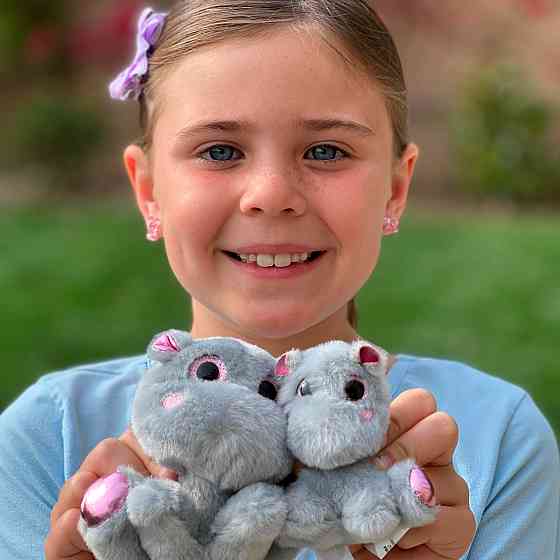 Набір м’яких іграшок-сюрпризів у кулі Surprizamals S4 – Мама та малюк Днепр