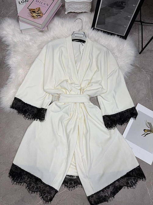 Женский домашний халат на запах велюр с кружевом Молочный, Oversize 42/46 Одесса - изображение 1