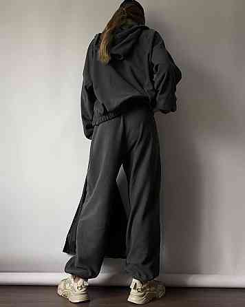 Женский теплый прогулочный костюм двойка: кофта и штаны микрофлис Графит Одесса