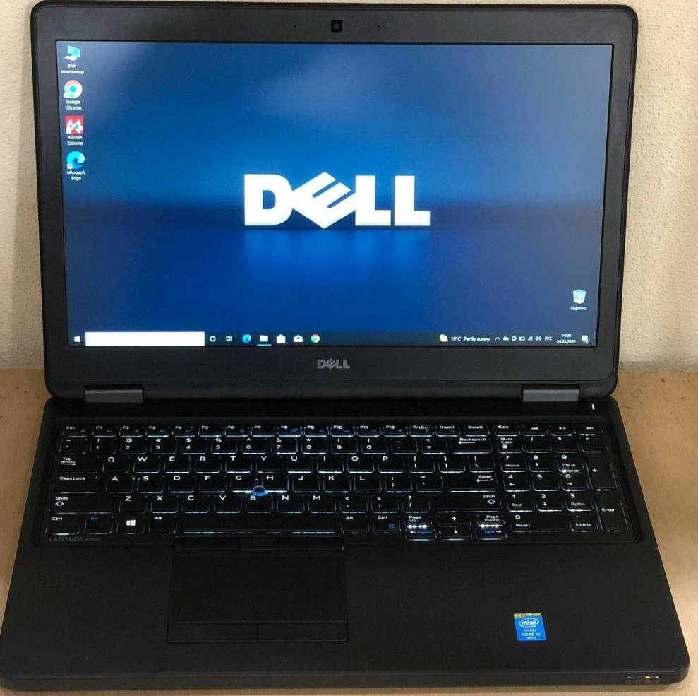 Ноутбук DELL Latitude 5550 15.6