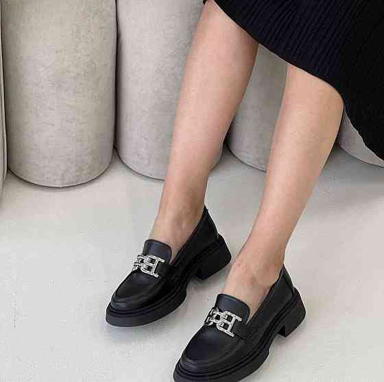 Arcoboletto Туфлі жіночі Arcoboletto чорні натуральна шкіра низький хід 36-40 (5365) Коломия