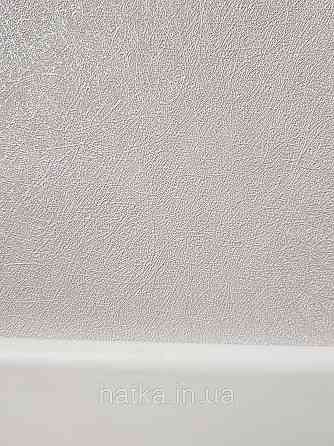 Шпалери вінілові на флізеліні Grandeco Universe 5 однотонні тонкі смужки павутинка сірі зі сріблом Київ