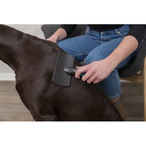 Щітка-пуходерка Trixie з пластиковою ручкою, 12х20 см Київ - фото 3