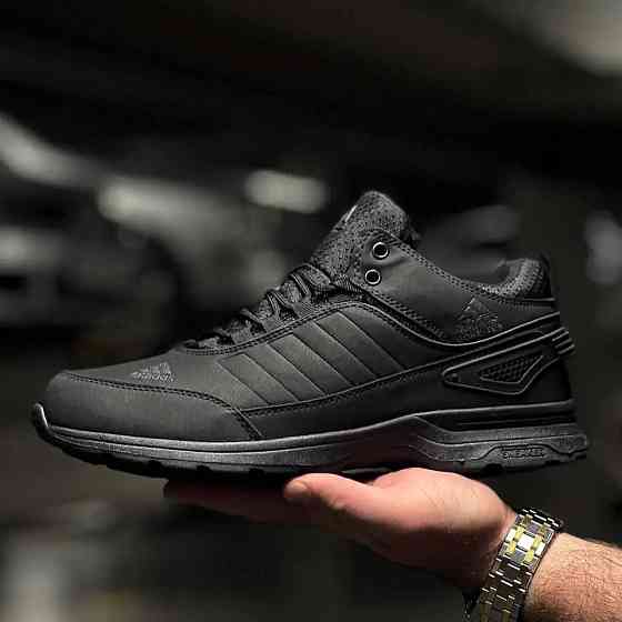 Зимові високі Кросівки Adidas GORE-TEX Чоловічі Чорні з МЕХОМ Адідас Гортекс (розміри: 41,42,43,44,45,46) Дніпро