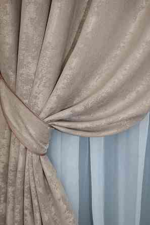Комплект штор на люверсах VR-Textil Жакард Sultan YL № 1290ш Бежево-пудровий 150х250 см 2 шт (37-0025) Київ
