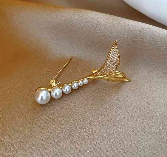 Брошь Рыбий хвост с жемчугом, элегантная брошь морской стиль, женская брошь на пиджак или пальто Киев