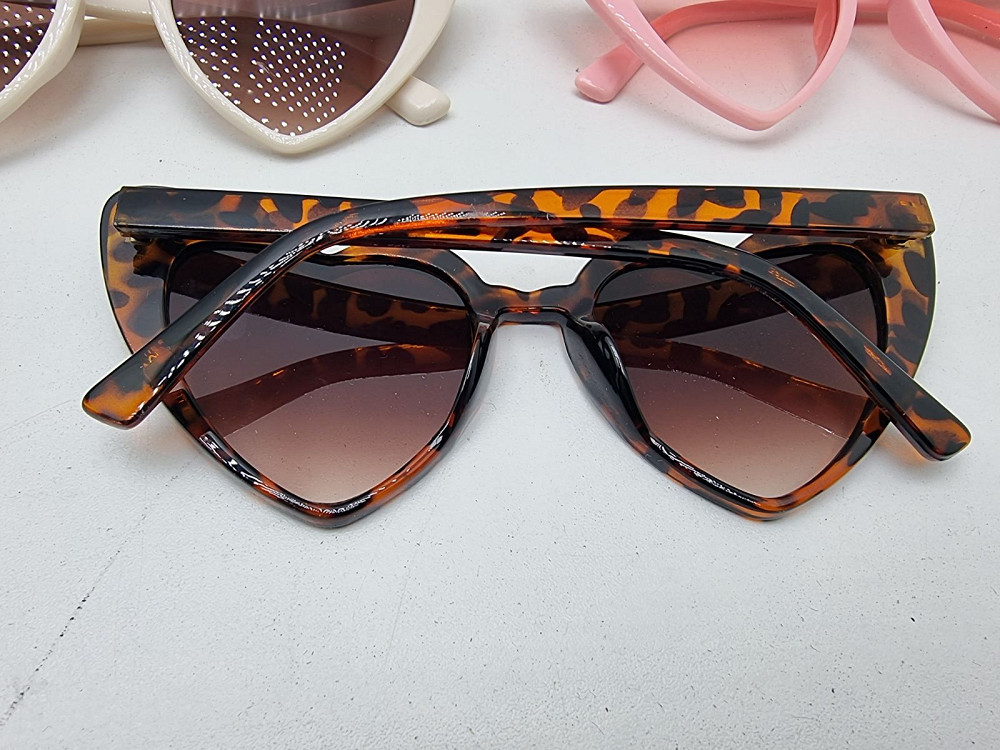 Сонцезахисні окуляри Сердечка Луцк - изображение 5