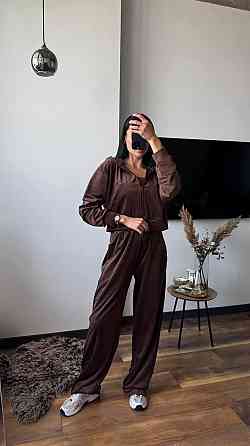 Жіночий плюшевий прогулянковий костюм-трійка: кофта топ і штани велюр Шоколад, 42/44 Одеса