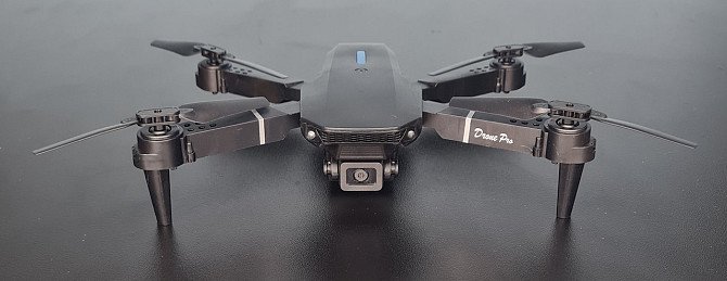 Евадрокоптер E88 PRO з 4K камерою (2 камери) FPV дрон Клевань - изображение 2