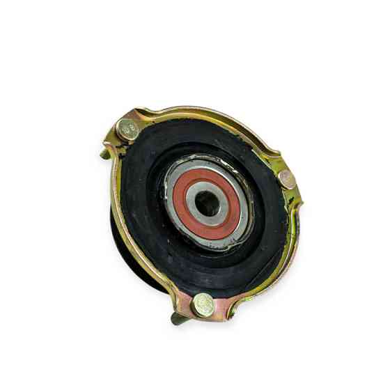 Опора стойки ЗАЗ 1102, 1103, 1105 Таврия верхняя с болтами и подшипником (люстра) передней Мукачево