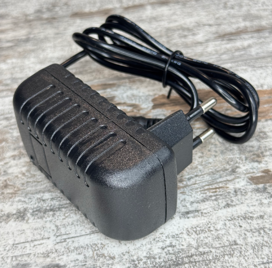 Блок питания 5В 2А с индикатором, адаптер 5.5×2.1/2.5 мм, зарядное устройство для электроники Киев