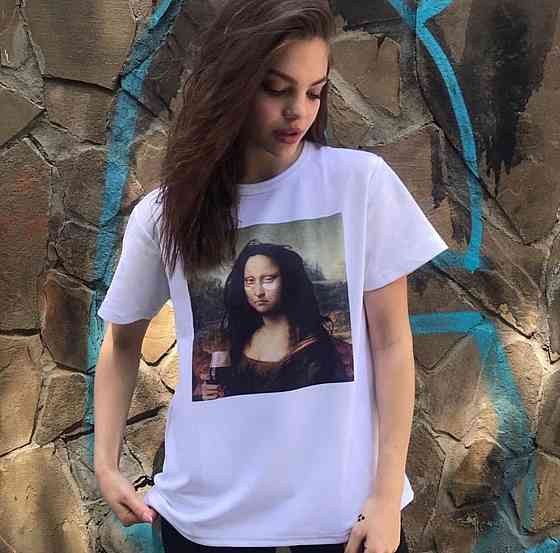 Чорна чоловіча/жіноча футболка з малюнком Чернівці