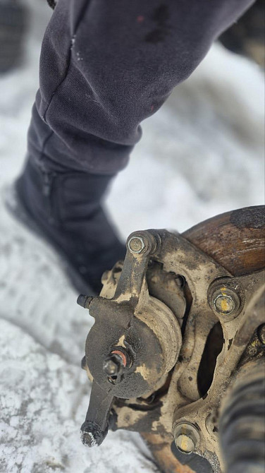 Суппорт передний Hyundai Tucson 2021 Київ - фото 1