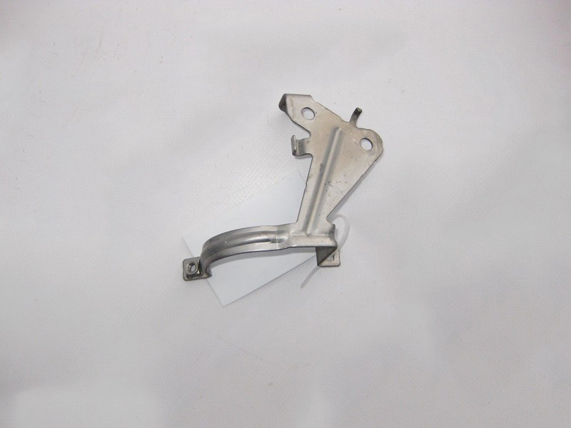 Mercedes-Benz  A2055016020 Кронштейн циркуляційного насоса охолоджувальної рідини C-Class W205 Одеса - фото 2