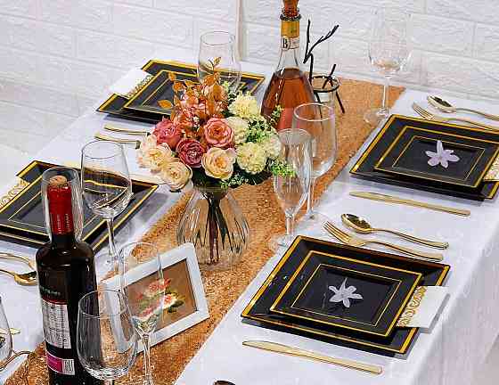 Набір тарілок пластикових 12 шт, десертні 16.5 см і обідні 24 см, квадратні, чорні з золотистим контуром Кам'янець-Подільський