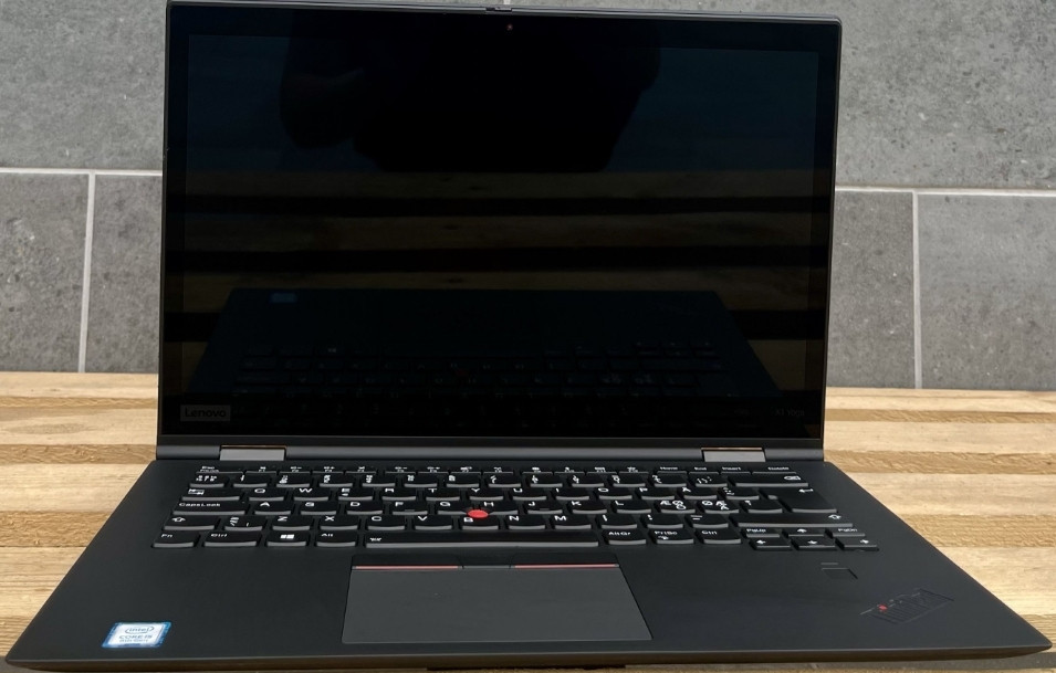 Ноутбук: Lenovo Think Pad T 490s/ i5-8265U/ 8Gb. 256Gb. 14