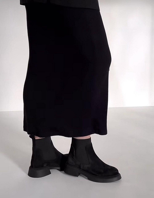 Arcoboletto Черевики жіночі Arcoboletto 326 чорні (весна-осінь, замша натуральна) (5363) 36-40 Коломыя - изображение 1