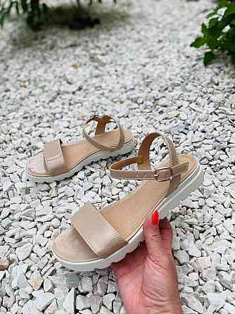 Mermaid Босоніжки жіночі 801 бежеві (літо, лак натуральний) (948) Коломыя