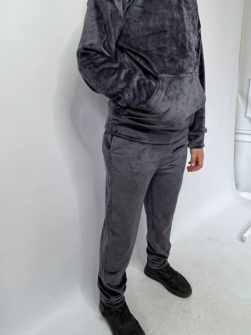 Дитячий велюровий костюм Кенгуру 122-128 Графітовий Харків - фото 4