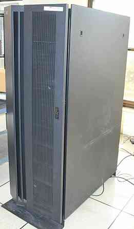 Шафа серверна для мережевого обладнання IBM 7014 Rack Model T00 (товар вживаний) Луцк