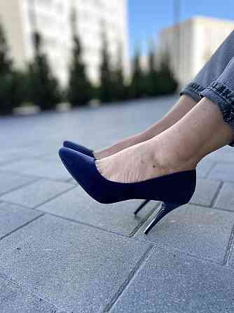 Comer Туфлі жіночі COMER темно-сині еко-замша висота каблука 8.5см (AH-8 1963) Коломия