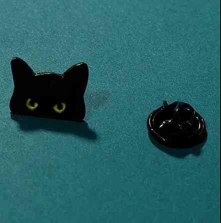 Брошь Чёрный Кот – металлический значок-брошь Киев