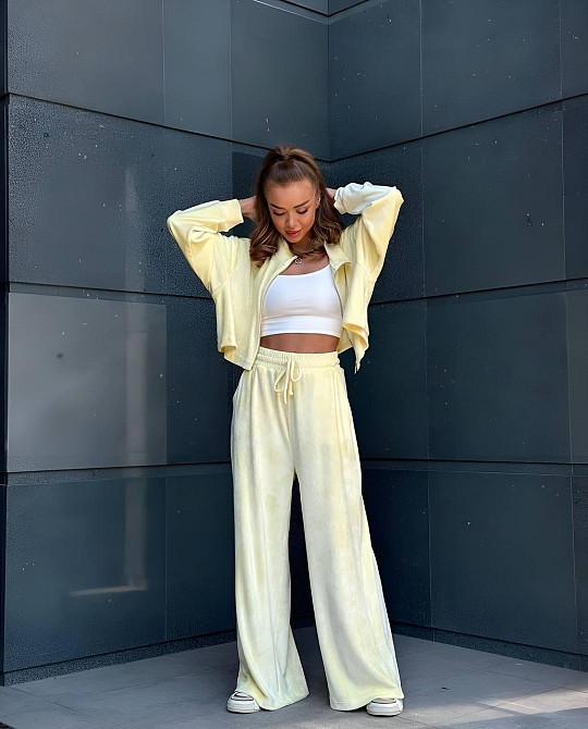 Женский прогулочный плюшевый костюм двойка: кофта и штаны Желтый, 42/46 Одесса - изображение 3