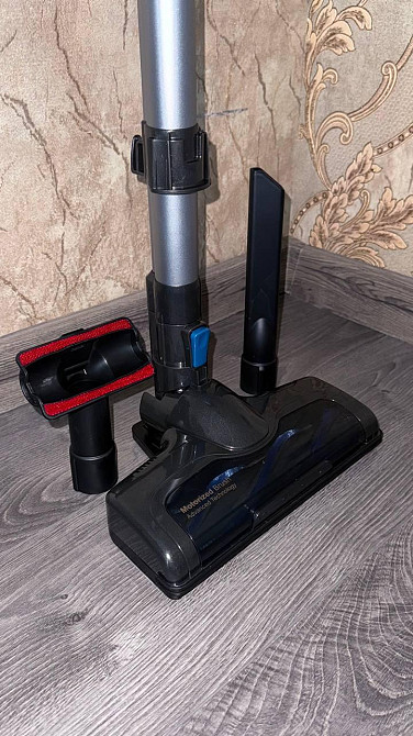 Акумуляторний вертикальний пилосос Crownberg CB-674 з турбощіткою, 2500Вт, 90 хв роботи, чорний з синім Одеса - фото 10