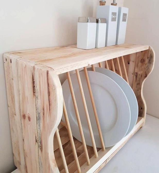 Полка для тарелок и блюд 