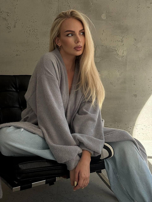 Жіночий затишний оверсайз кардиган із поясом альпака Сірий Одеса - фото 4