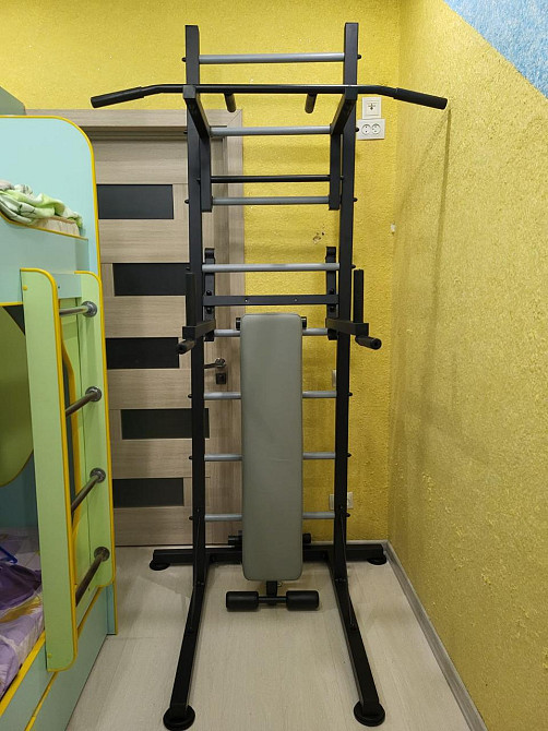 Взрослая шведская стенка Universal Black универсальная без креплений со скамьей для пресса турник брусья Каменское - изображение 3