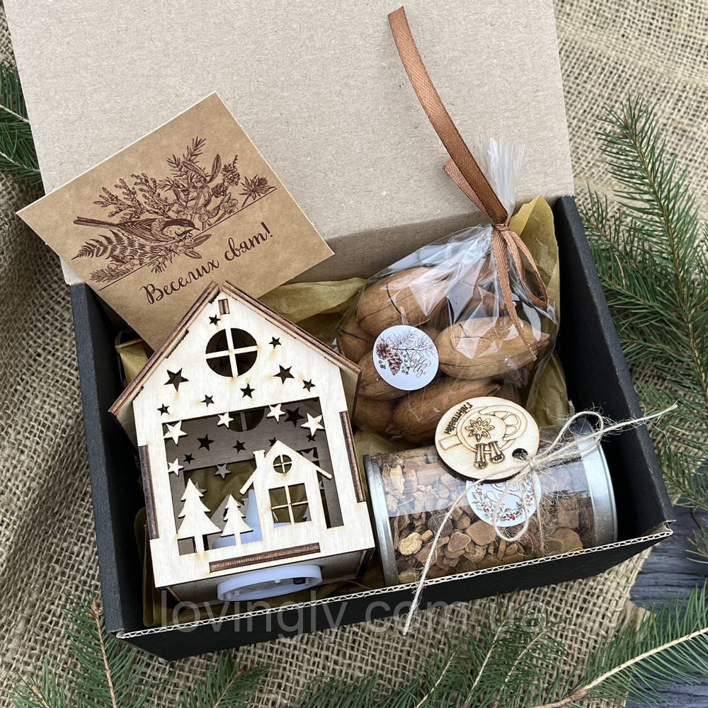 Символичный подарок на Новый год и Рождество для мужчины: домик с подсветкой и глинтвейн Ирпень - изображение 3
